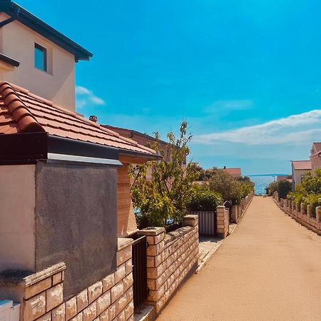 Apartmani Trupeljak Мандре Экстерьер фото