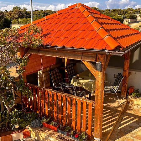 Apartmani Trupeljak Мандре Экстерьер фото