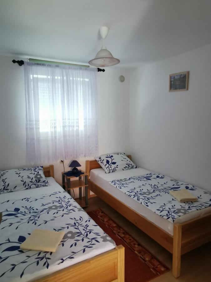 Apartmani Trupeljak Мандре Экстерьер фото