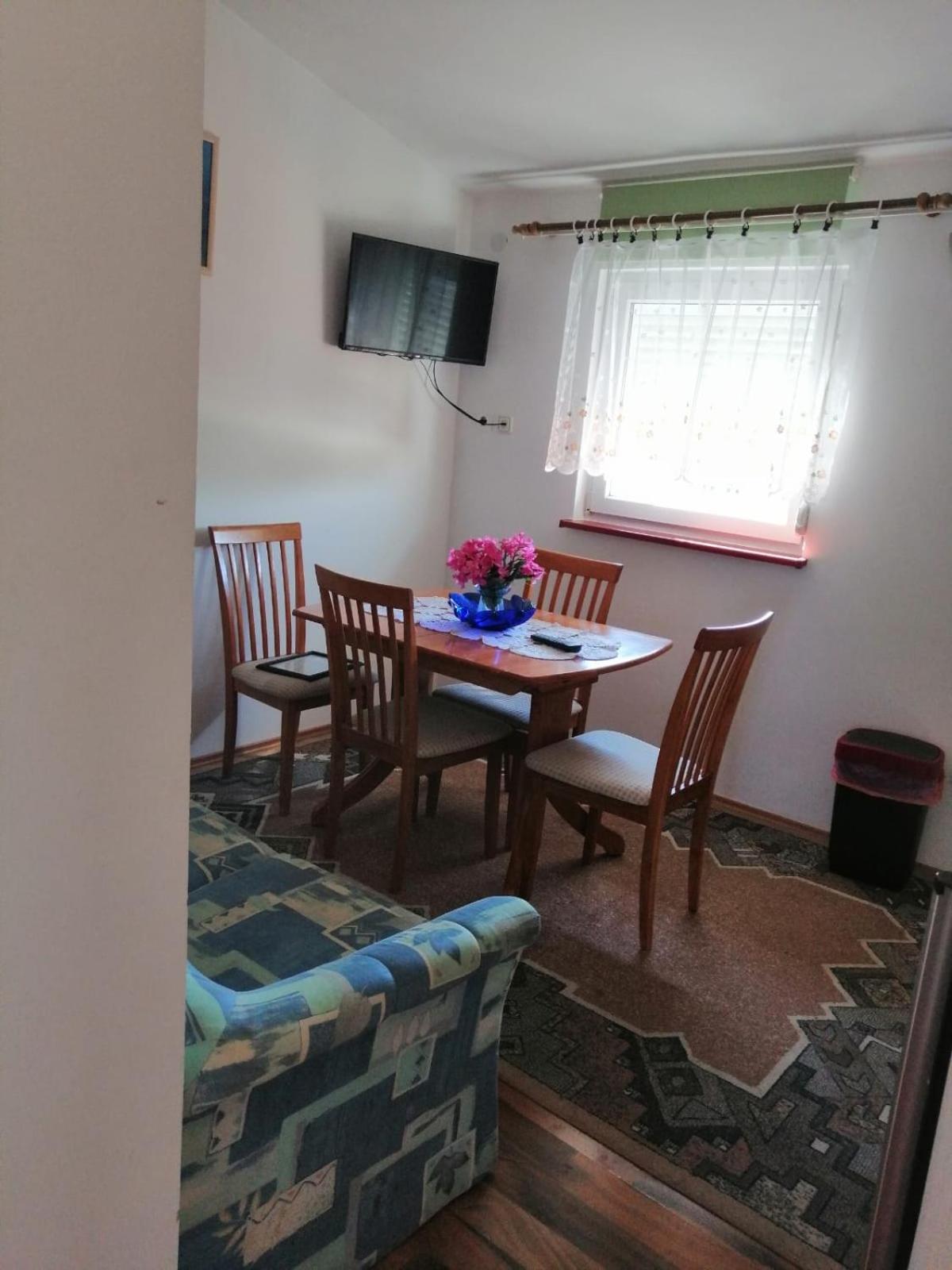 Apartmani Trupeljak Мандре Экстерьер фото